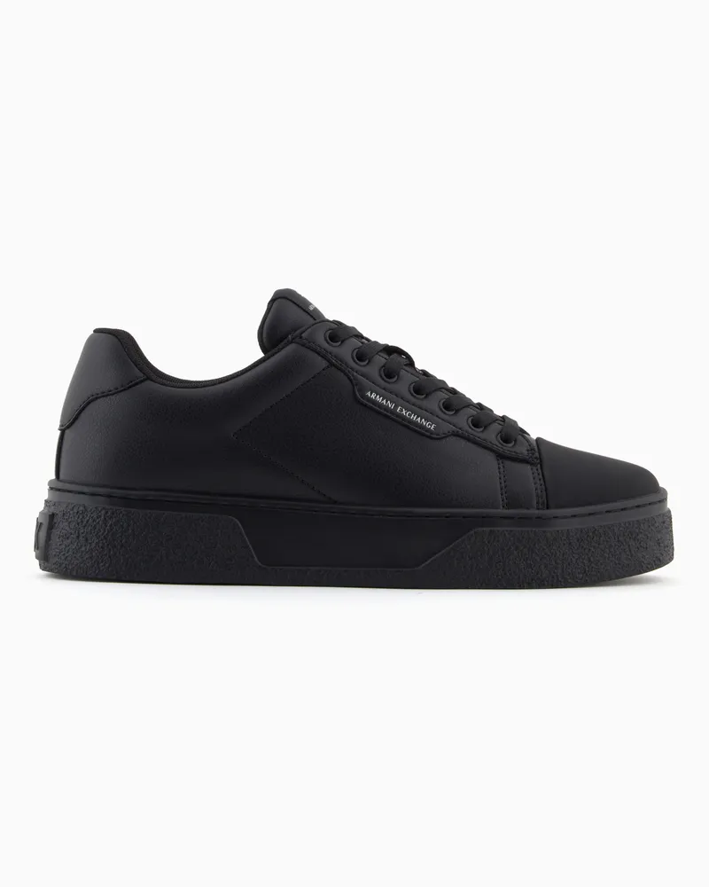 Armani Exchange Sneakers stringate in pelle liscia con logo in rilievo Nero