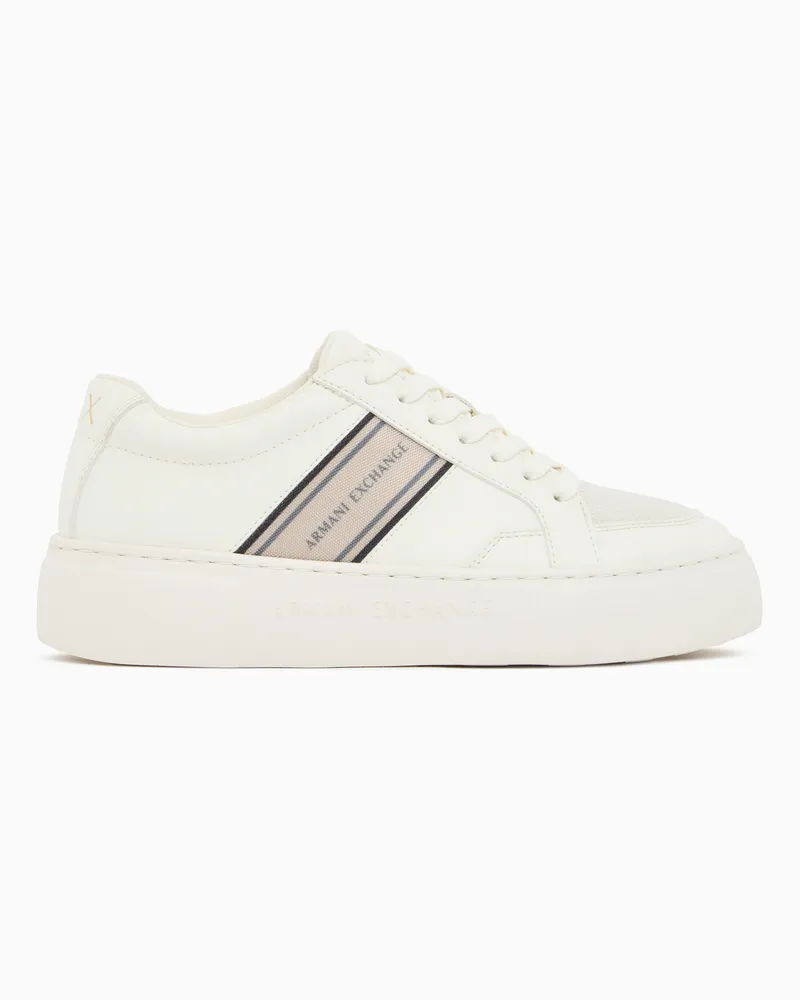 Armani Exchange Sneakers stringate con inserti in mesh e logo Bianco