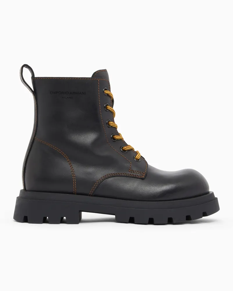 Emporio Armani Anfibi in pelle lucida con lacci a contrasto e zip laterale Nero
