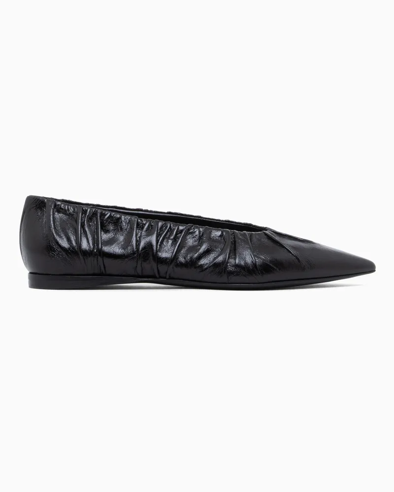 Emporio Armani Ballerine a punta in pelle con lavorazione arricciata Nero