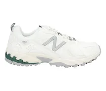 New Balance Sneakers Off