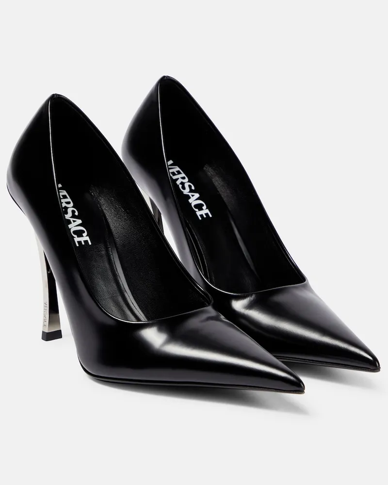 Versace Pumps Pin-Point in pelle Nero