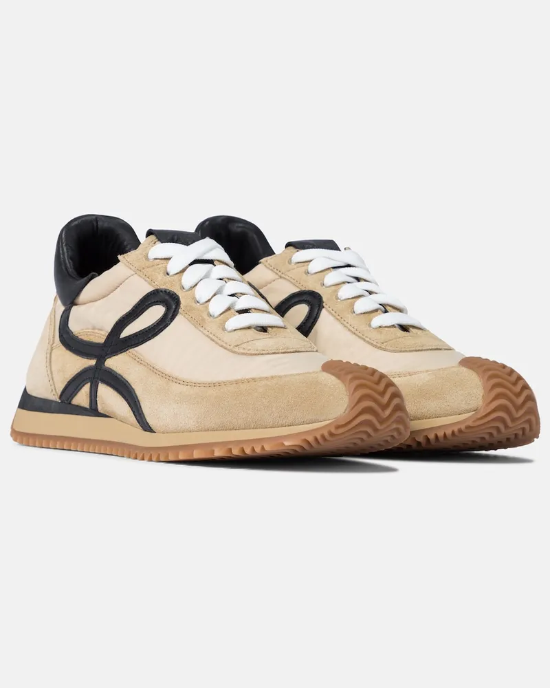 Loewe Sneakers Flow Runner in suede Beige