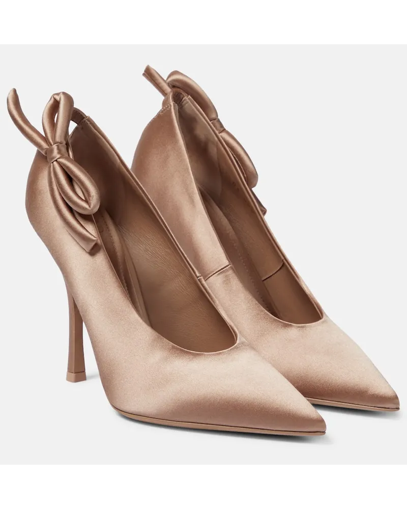 Valentino Garavani Pumps Nite-Out in raso con cut-out Neutro