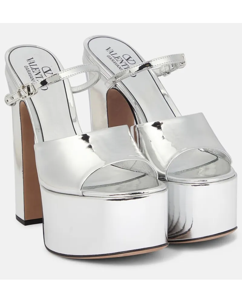 Valentino Garavani Mules con plateau Tan-Go 155 in vernice Argento