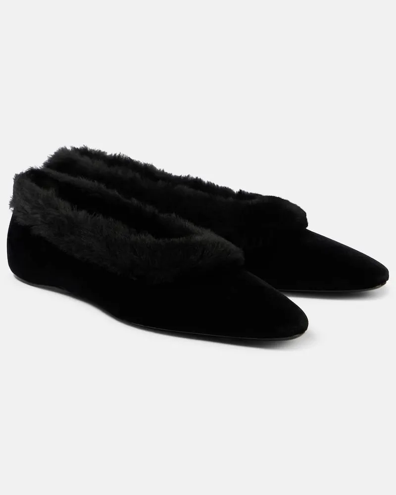 Totême Ballerine in velluto con shearling Nero