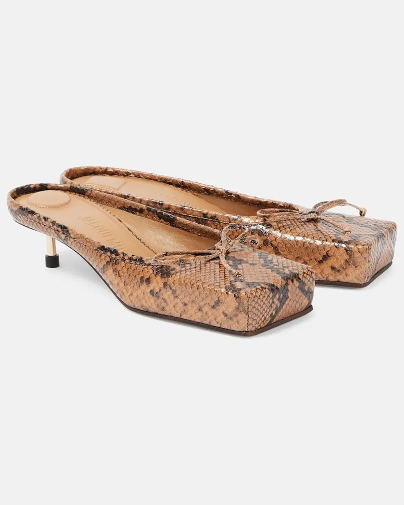 Jacquemus Mules in pelle stampata Marrone