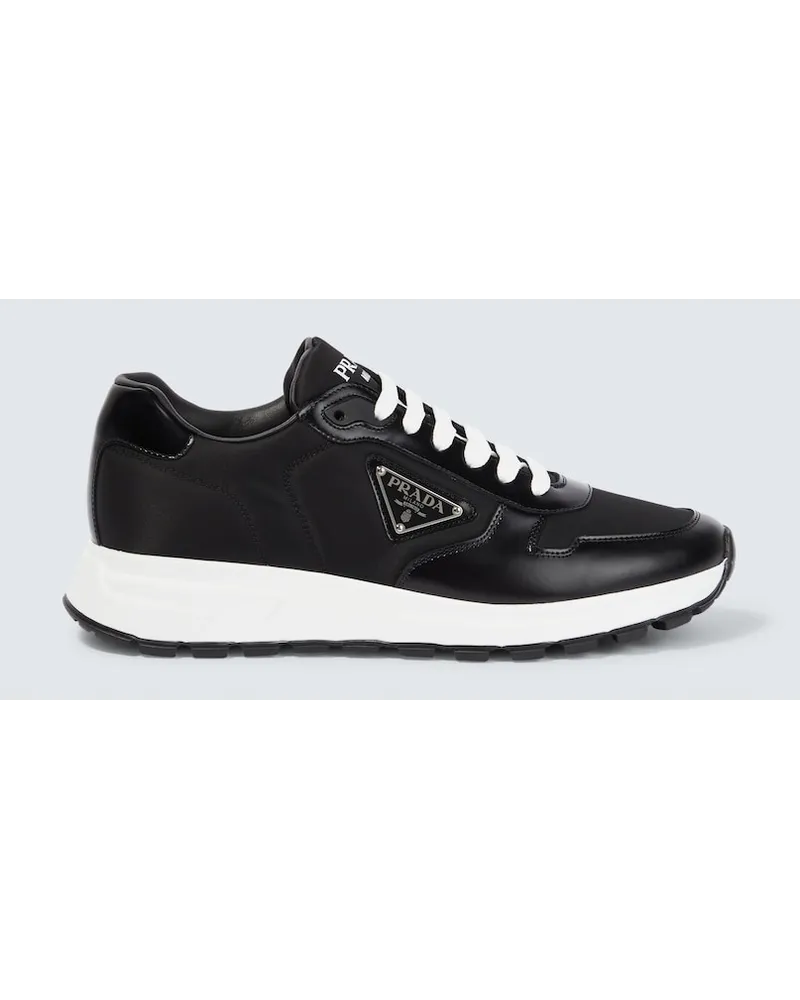 Prada Sneakers in Re-Nylon e pelle Nero