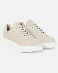 Alexander McQueen Sneakers in suede Beige