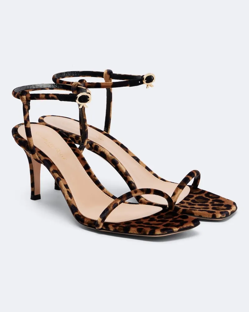 Gianvito Rossi Sandali in velluto con stampa leopardata Multicolore