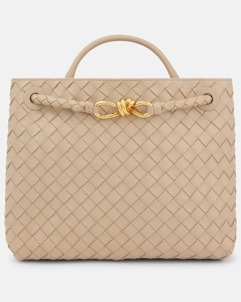 Bottega Veneta Borsa Andiamo Medium in pelle Intrecciato Beige