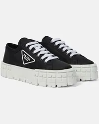 Prada Sneakers Wheel in gabardine con platform Nero