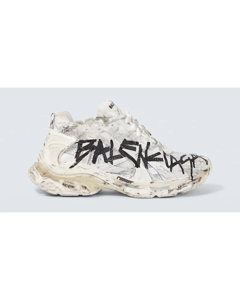 Balenciaga Sneakers distressed Runner Graffiti Bianco