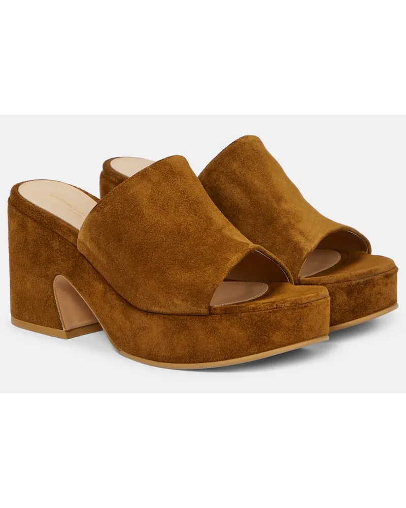 Gianvito Rossi Sandali con plateau in suede Marrone