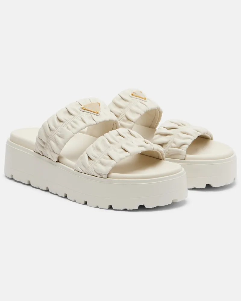 Prada Sandali in pelle con platform Bianco