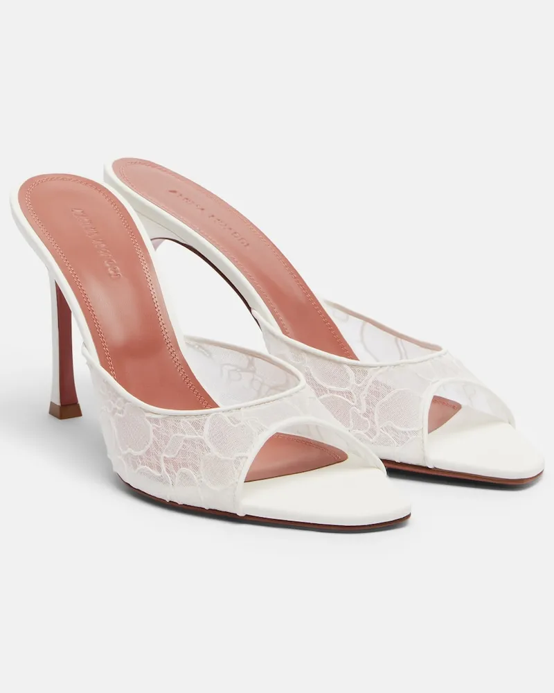 Amina Muaddi Mules Alexa in pizzo a pois Bianco