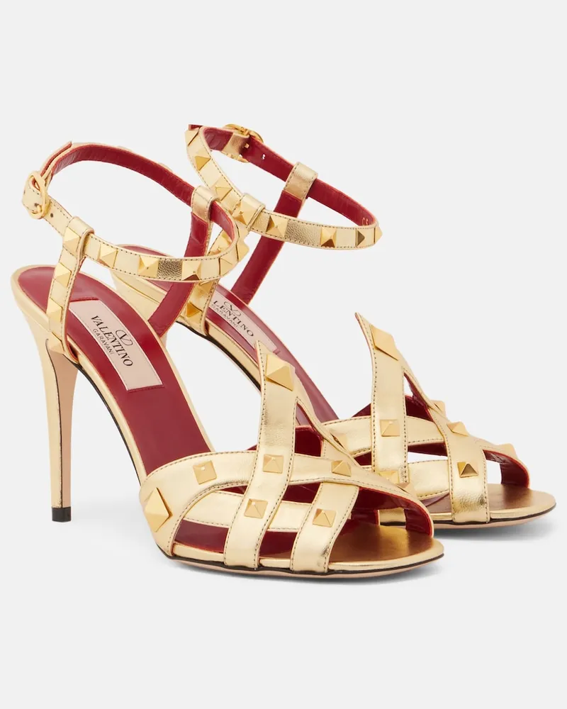 Valentino Garavani Sandali Studdy in pelle metallizzata Oro