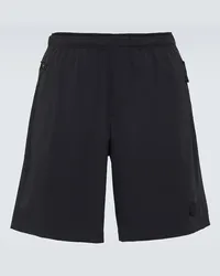 Moncler Shorts in tessuto tecnico Nero