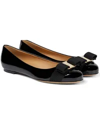 Ferragamo Ballerine Varina in vernice Nero