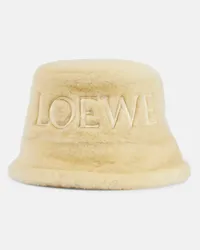 Loewe Cappello da pescatore in shearling Neutro