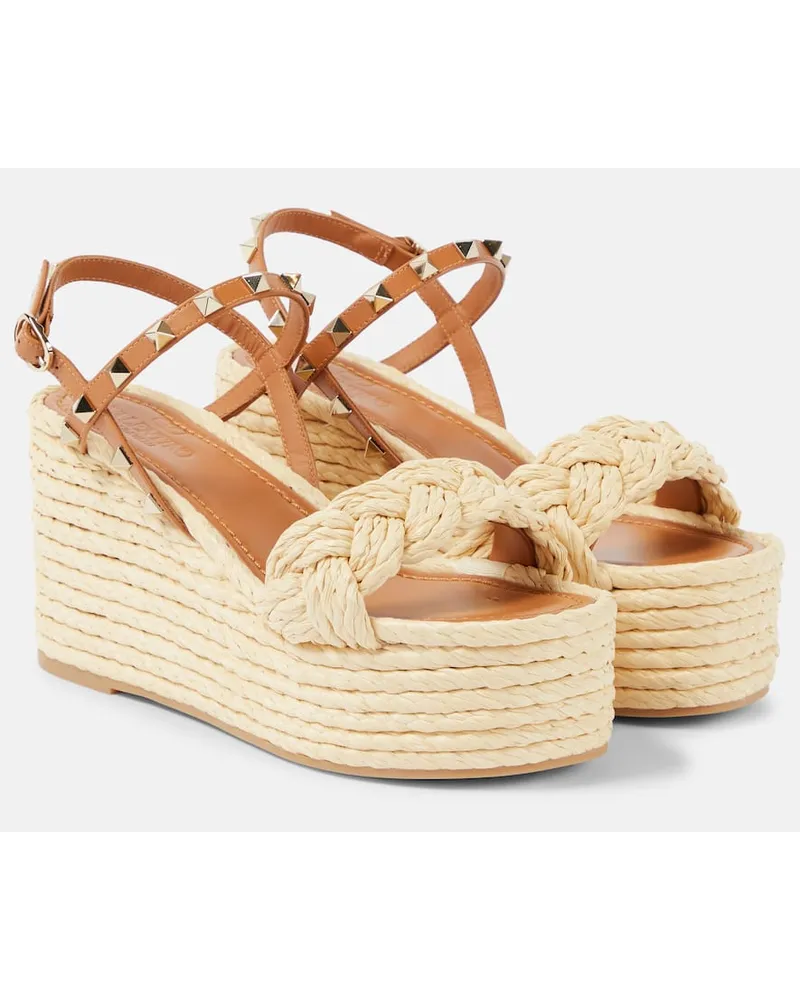 Valentino Garavani Sandali Rockstud in pelle con zeppa Marrone