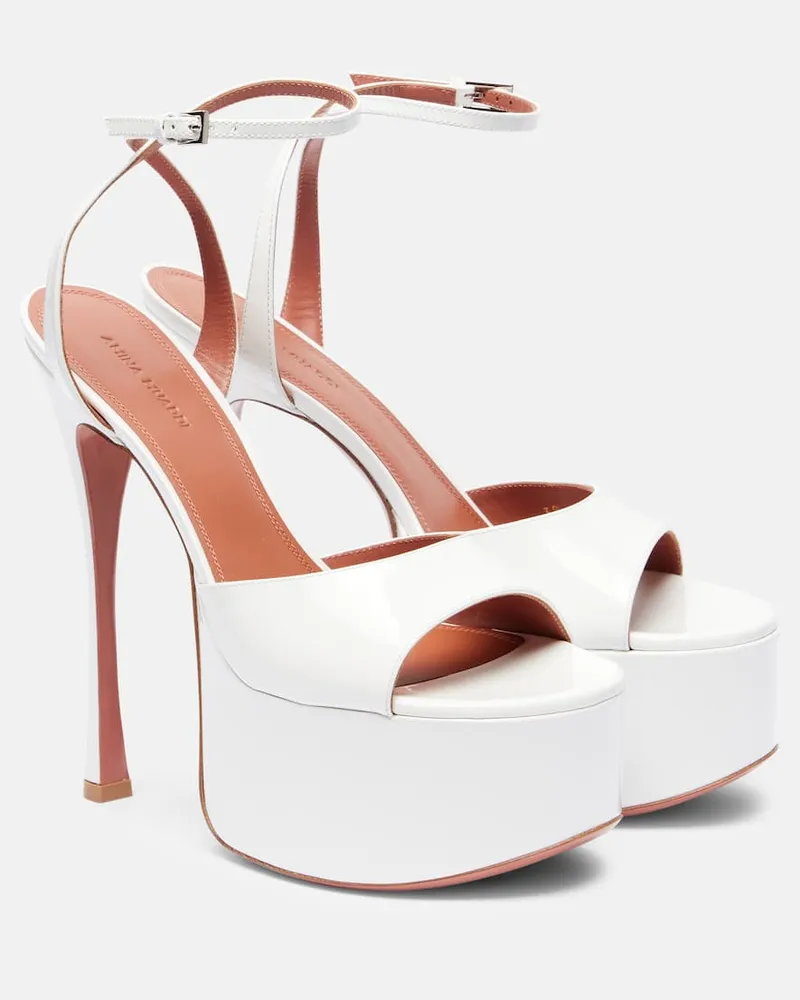 Amina Muaddi Sandali Aya 155 in vernice con plateau Bianco