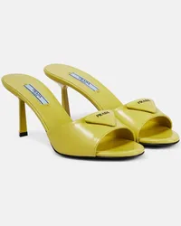 Prada Sandali in pelle con logo Giallo