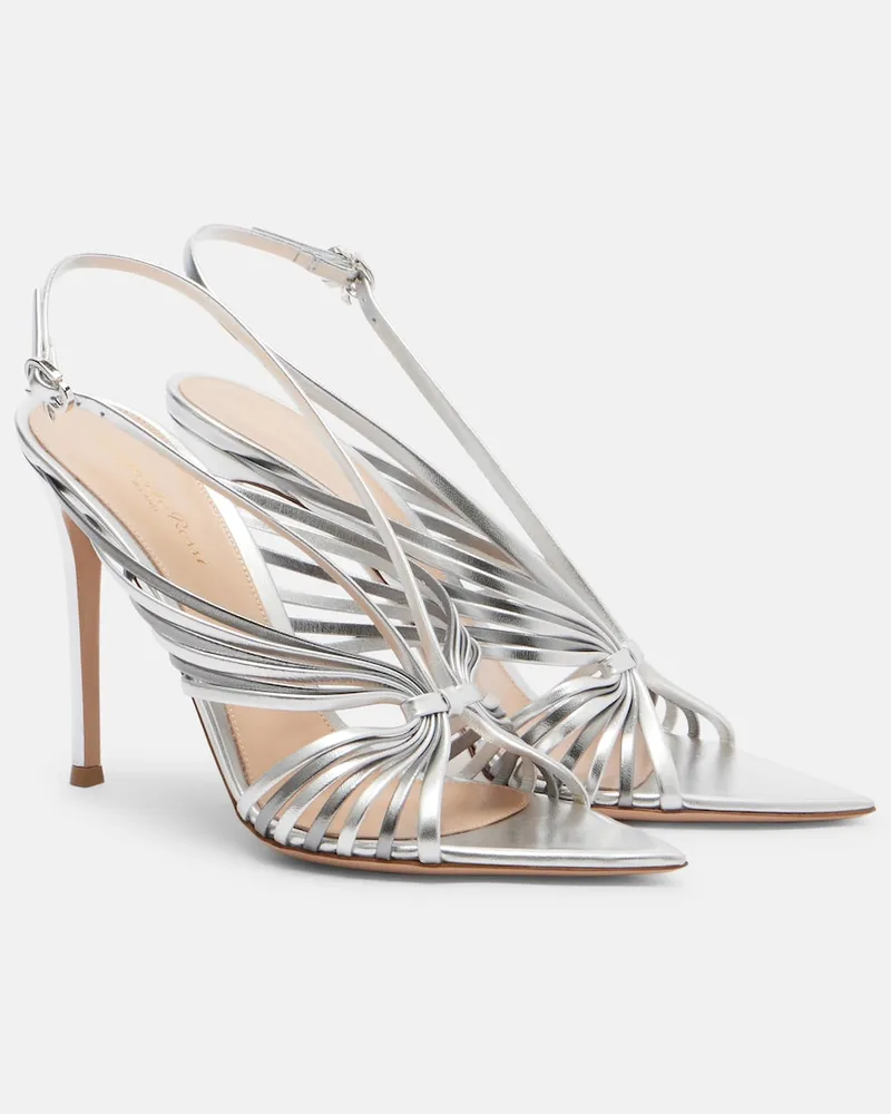 Gianvito Rossi Sandali slingback in pelle metallizzata Argento