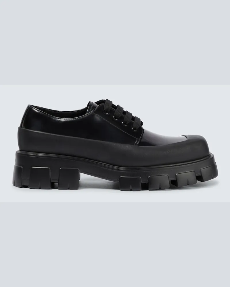 Prada Stringate in pelle Nero