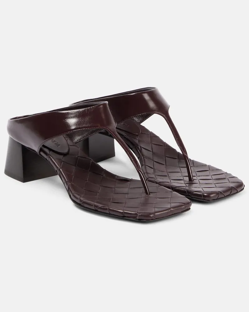 Bottega Veneta Sandali infradito Marella 45 in pelle Borgogna