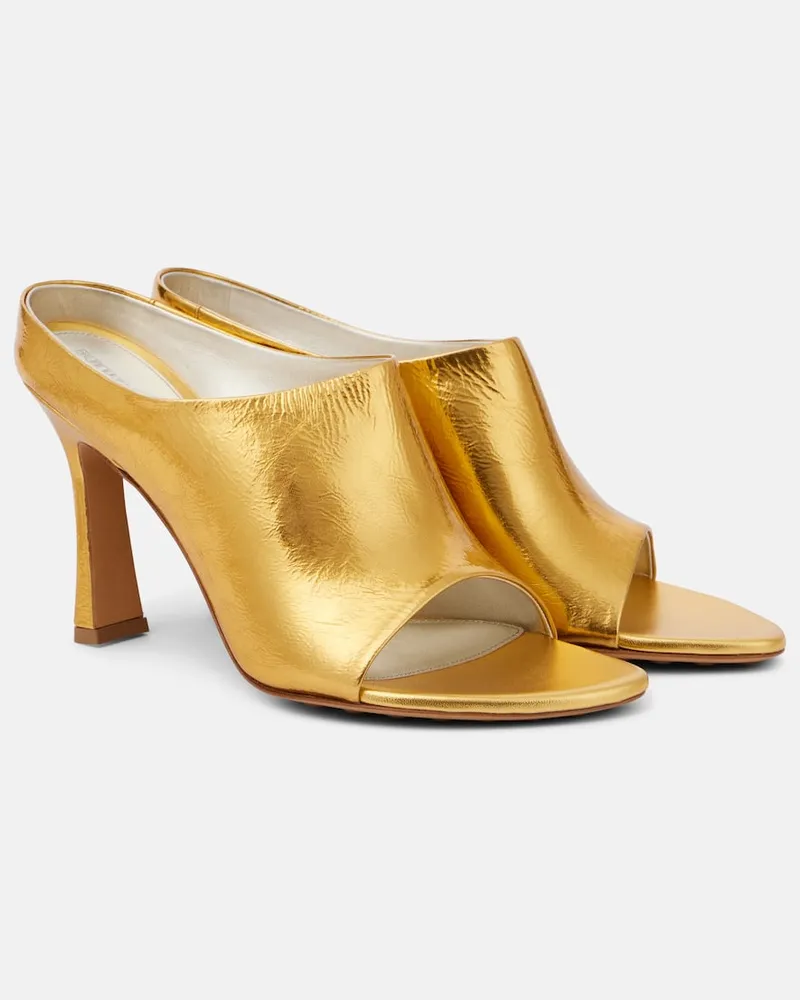 Bottega Veneta Mules Rana in pelle metallizzata Oro