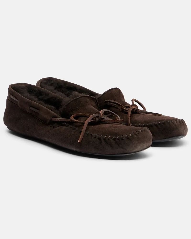 The Row Scarpe da barca Luca in suede con shearling Marrone