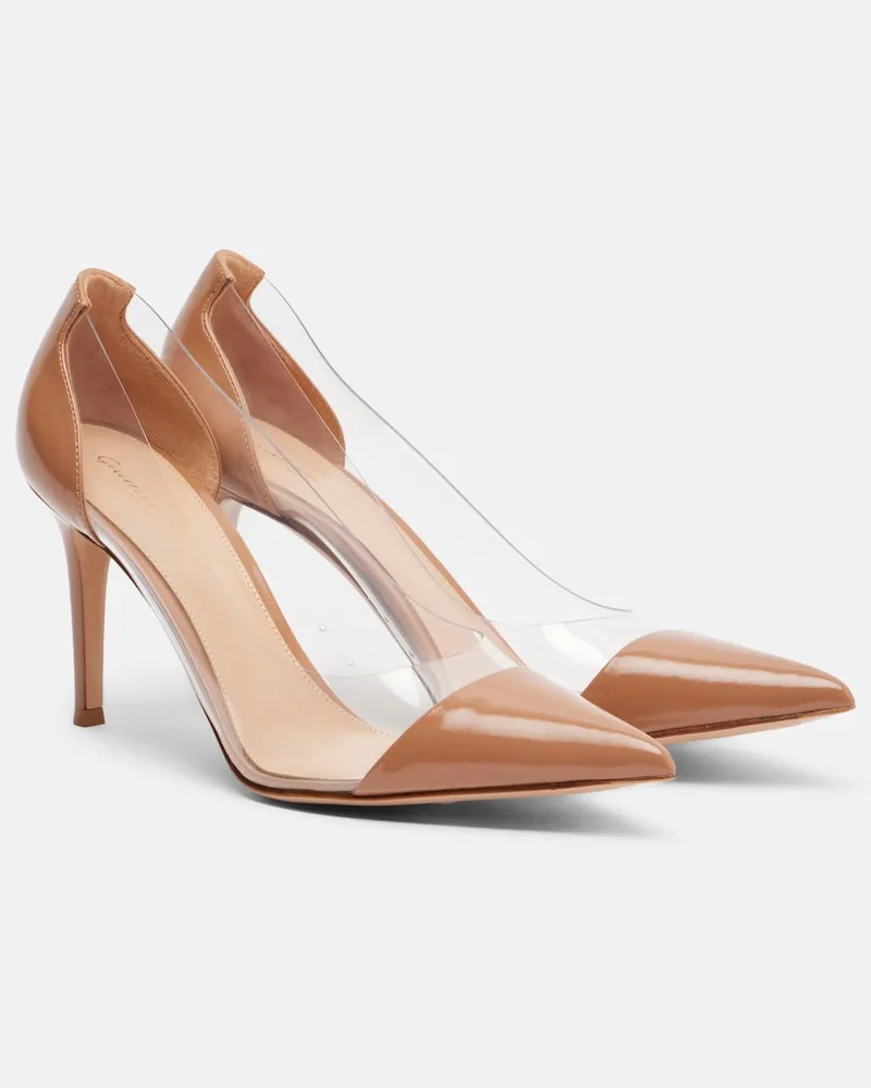 Gianvito Rossi Pumps in pelle verniciata e PVC Beige