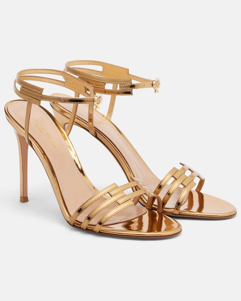 Gianvito Rossi Sandali slingback in pelle metallizzata Oro