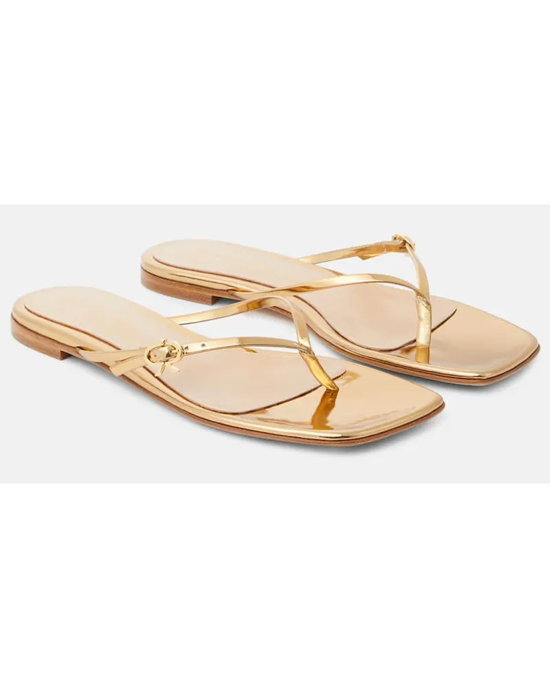 Gianvito Rossi Sandali infradito in pelle metallizzata Oro