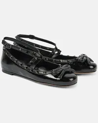 Valentino Garavani Ballerine Rockstud in vernice Nero