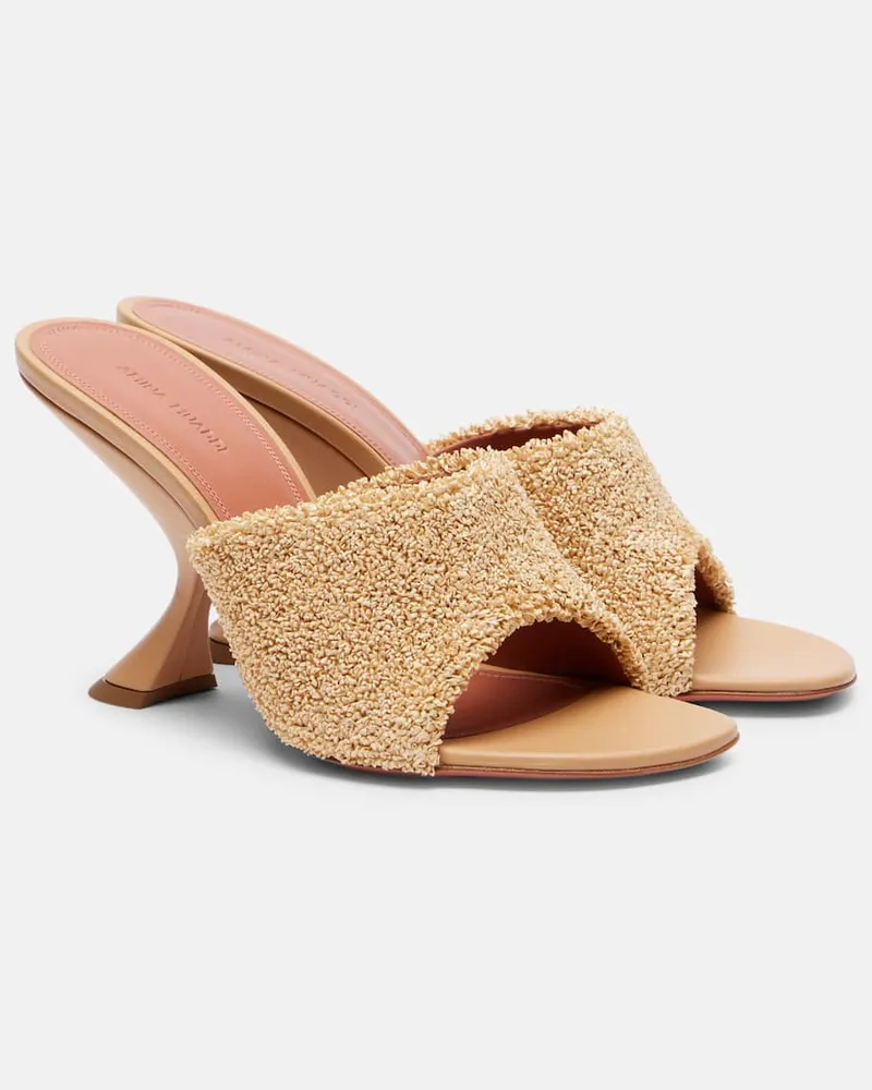 Amina Muaddi Mules Taylor 90 effetto rafia Beige