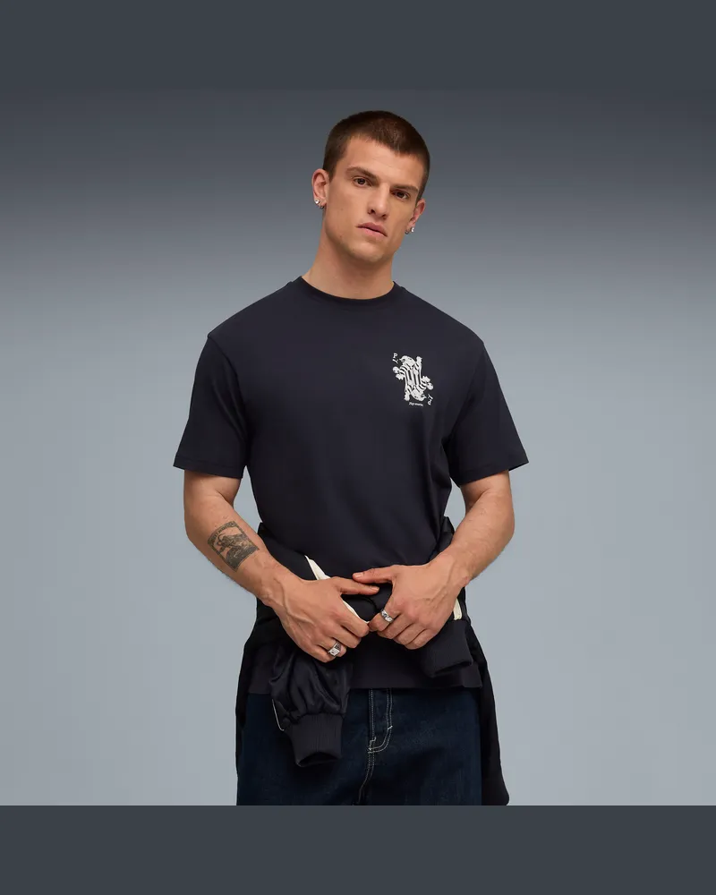 Puma T-shirt con grafica Play Smarter dal taglio morbido da uomo, Abbigliamento, Blu Blue