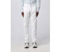 Jeans in denim